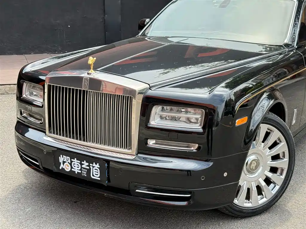 Rolls-Royce Phantom 2012 — фото 29