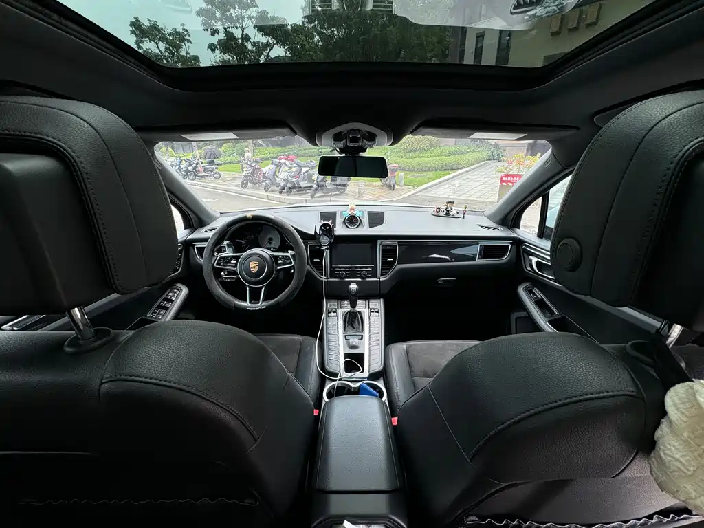 Porsche Macan 2015 — фото 9