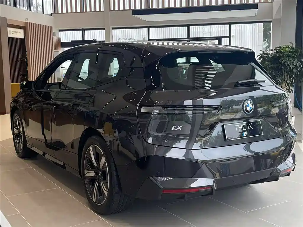BMW iX 2026 — фото 4