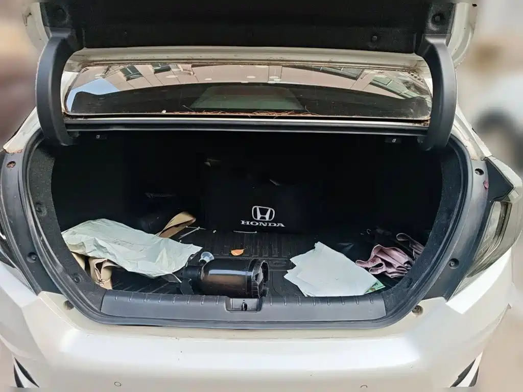 Honda Civic 2018 — фото 15
