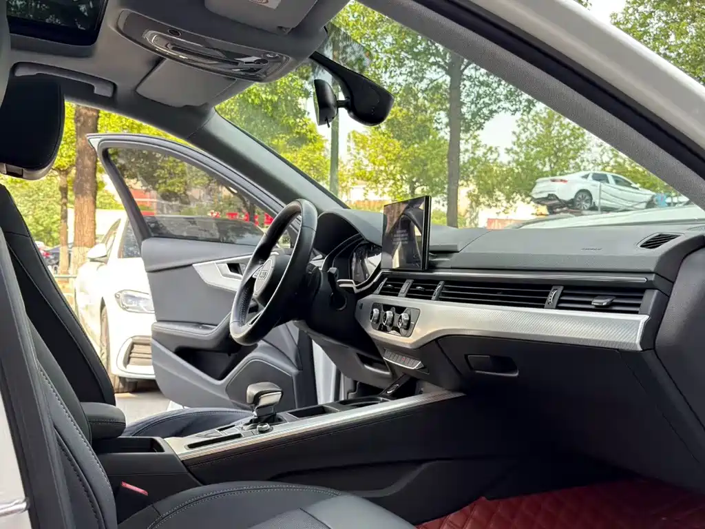 Audi A4L 2021