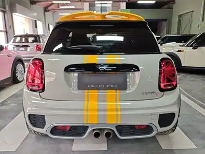 MINI MINI 2019