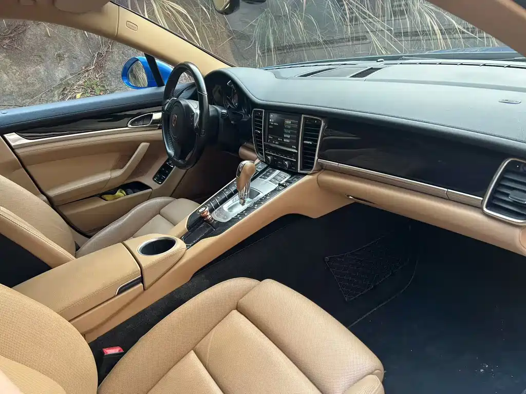 Porsche Panamera 2016 — фото 8