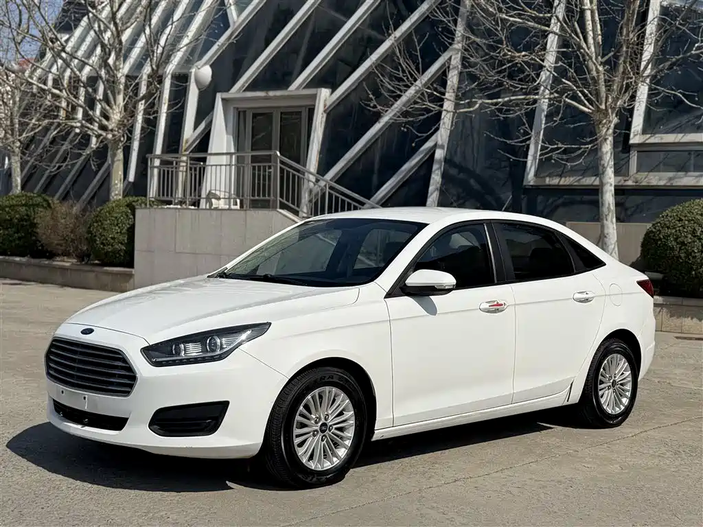 Ford Escort 2017