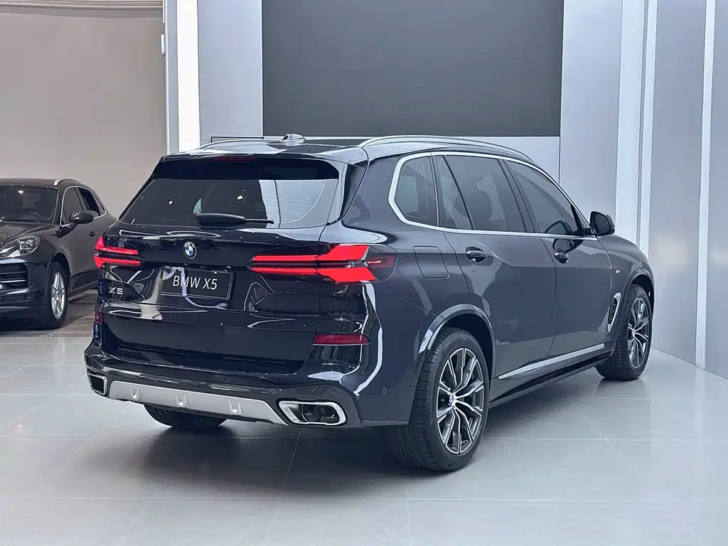BMW X5 2024 — фото 17