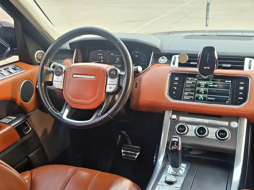 Land Rover Sport 2015 — фото 15
