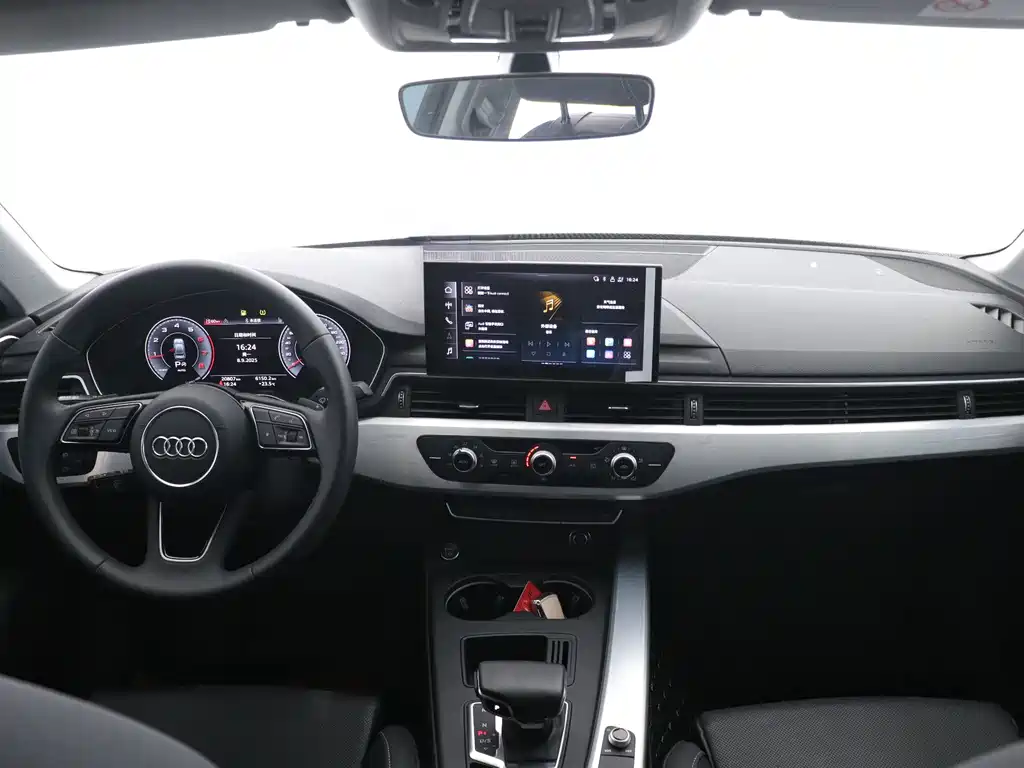 Audi A4L 2023 — фото 9