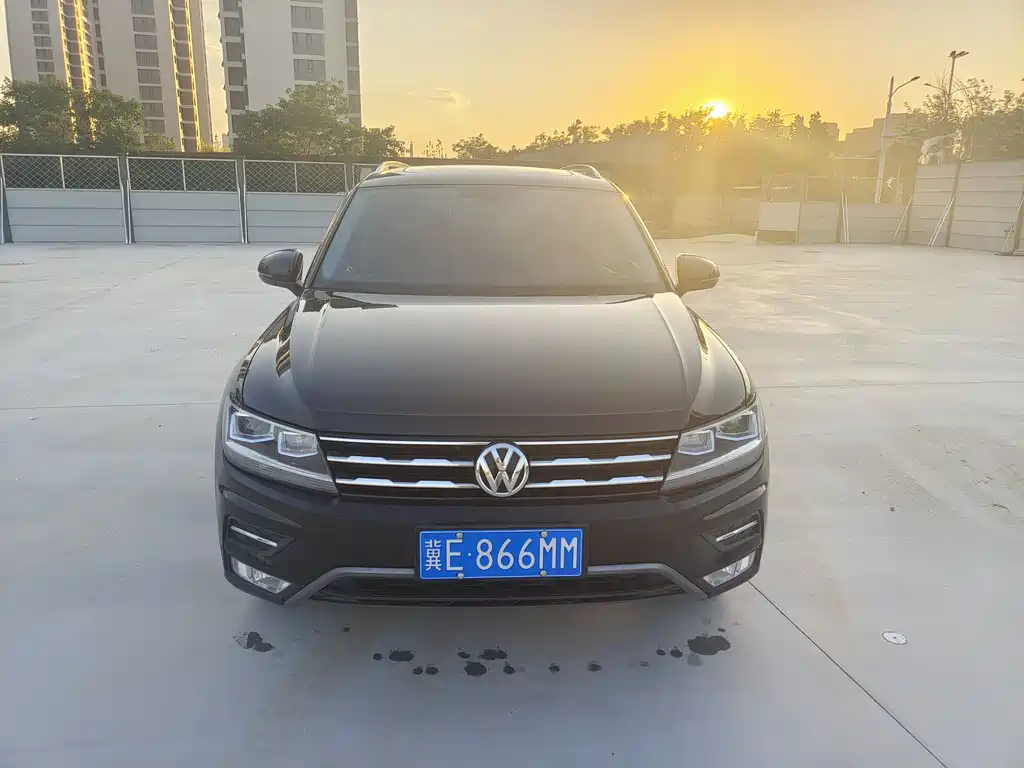 Volkswagen Tiguan L 2019 — фото 2
