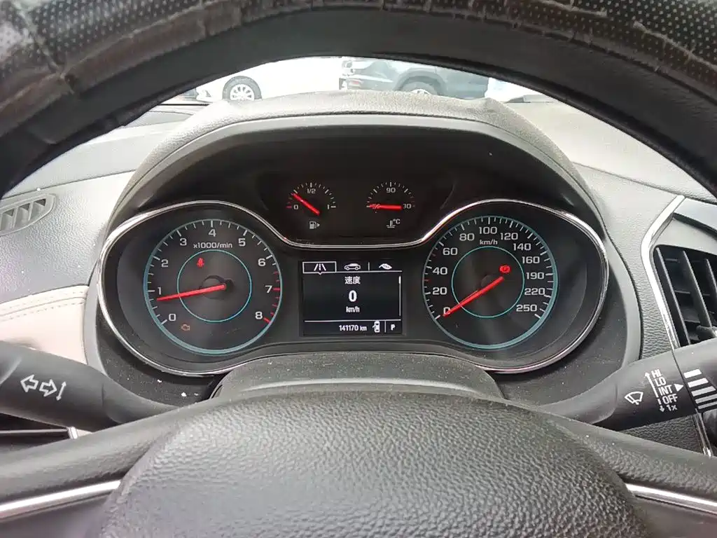 Chevrolet Cruze 2015 — фото 12