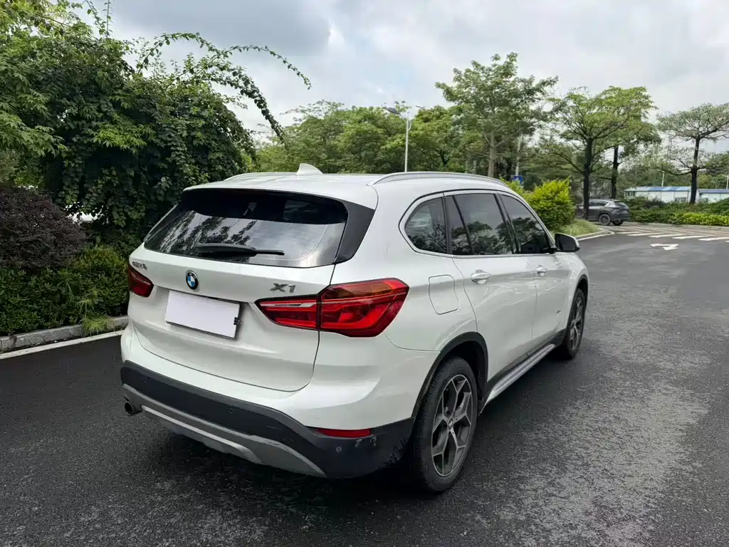 BMW X1 2018 — фото 11