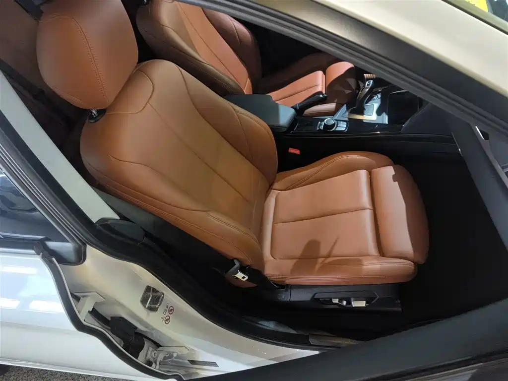 BMW 3 Series GT 2019 — фото 25