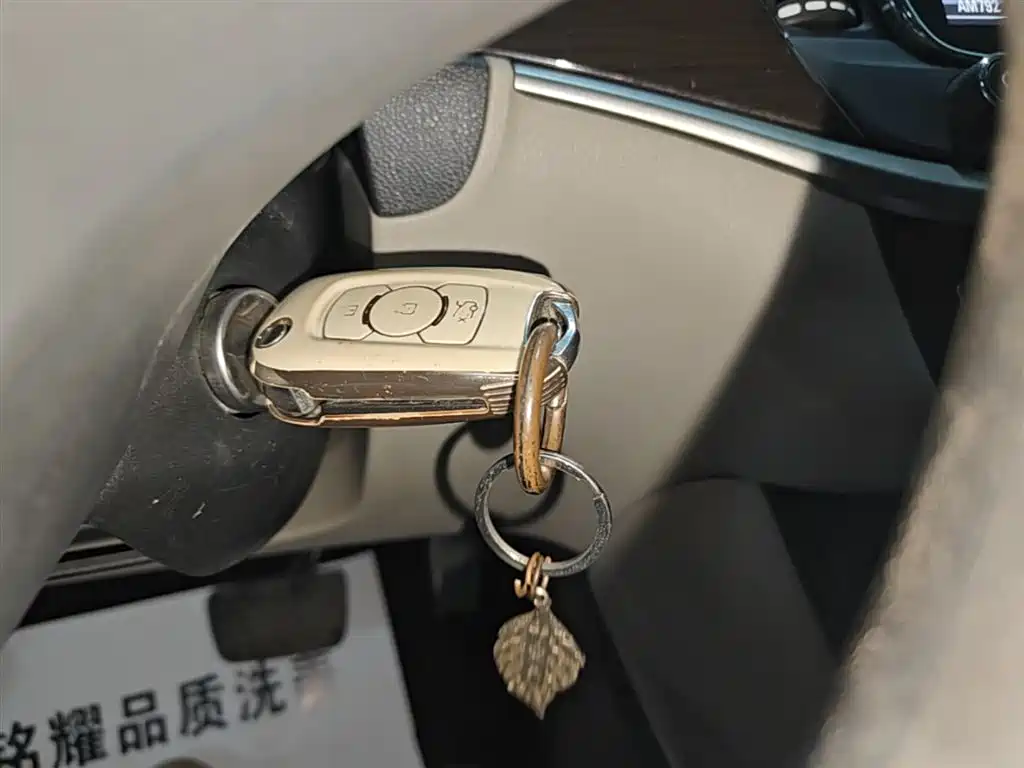 Buick Verano 2018 — фото 9