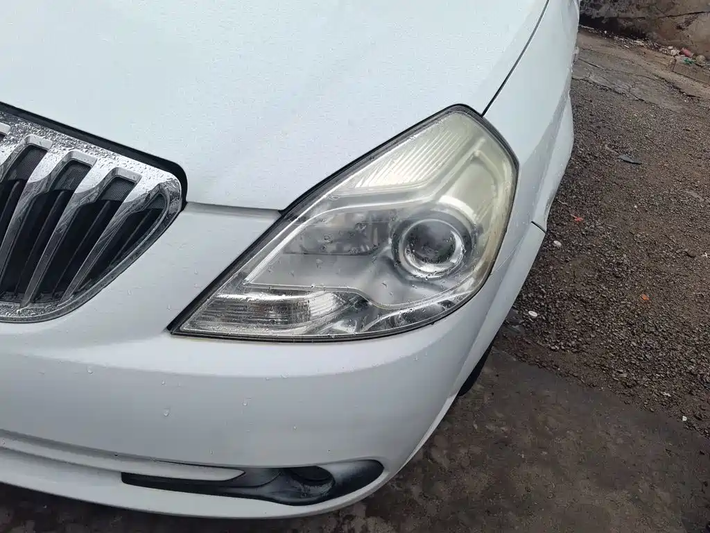 Buick Excelle 2015 — фото 18