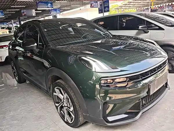 Lynk & Co 06 EM-P 2023