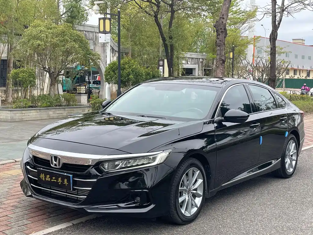 Honda Accord 2021 — фото 1