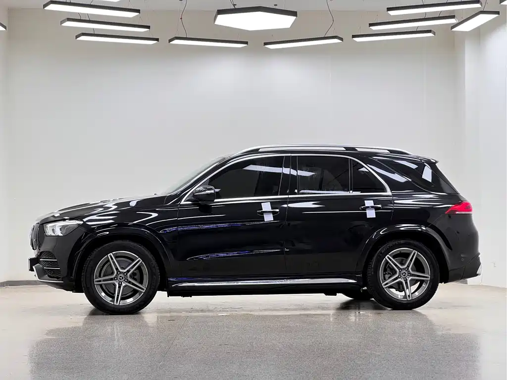 Mercedes-Benz GLE 2023 — фото 10