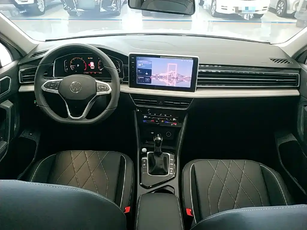 Volkswagen Tiguan L 2025 — фото 10