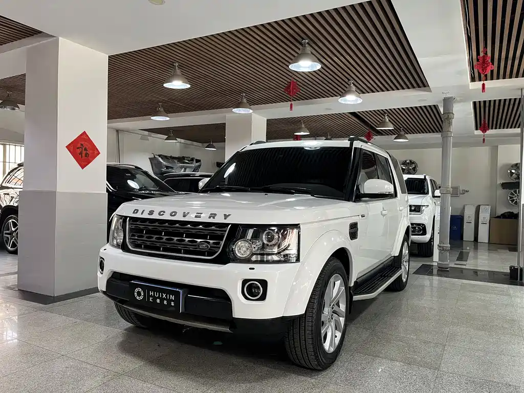 Land Rover Discovery 2017 — фото 1