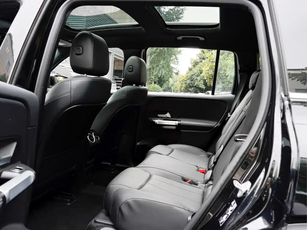 Mercedes-Benz EQB 2023 — фото 14