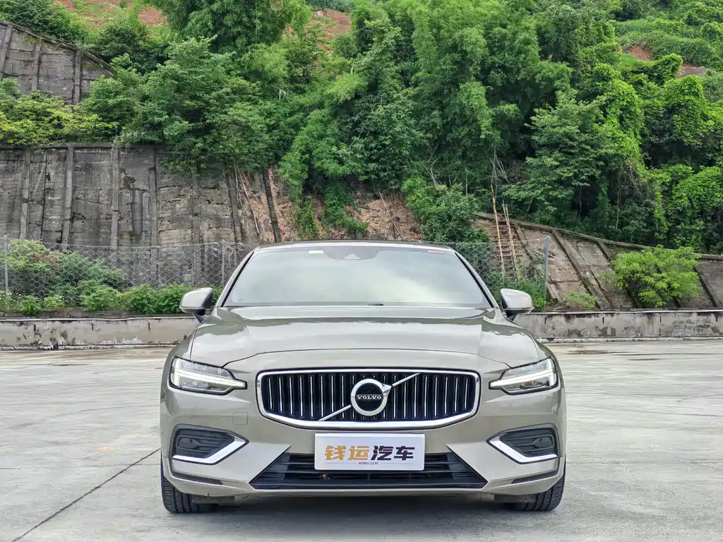 Volvo S60 2021 — фото 5