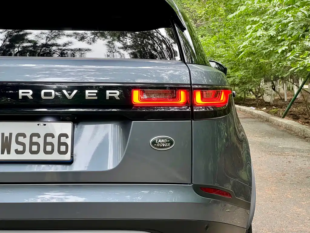 Land Rover Range Rover Velar 2020 — фото 12