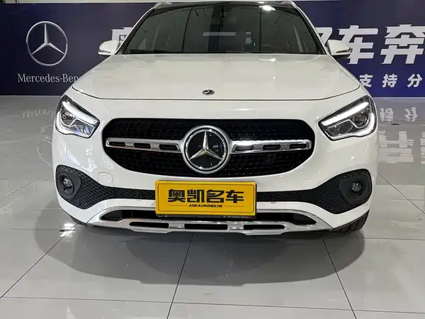 Mercedes-Benz GLA 2021