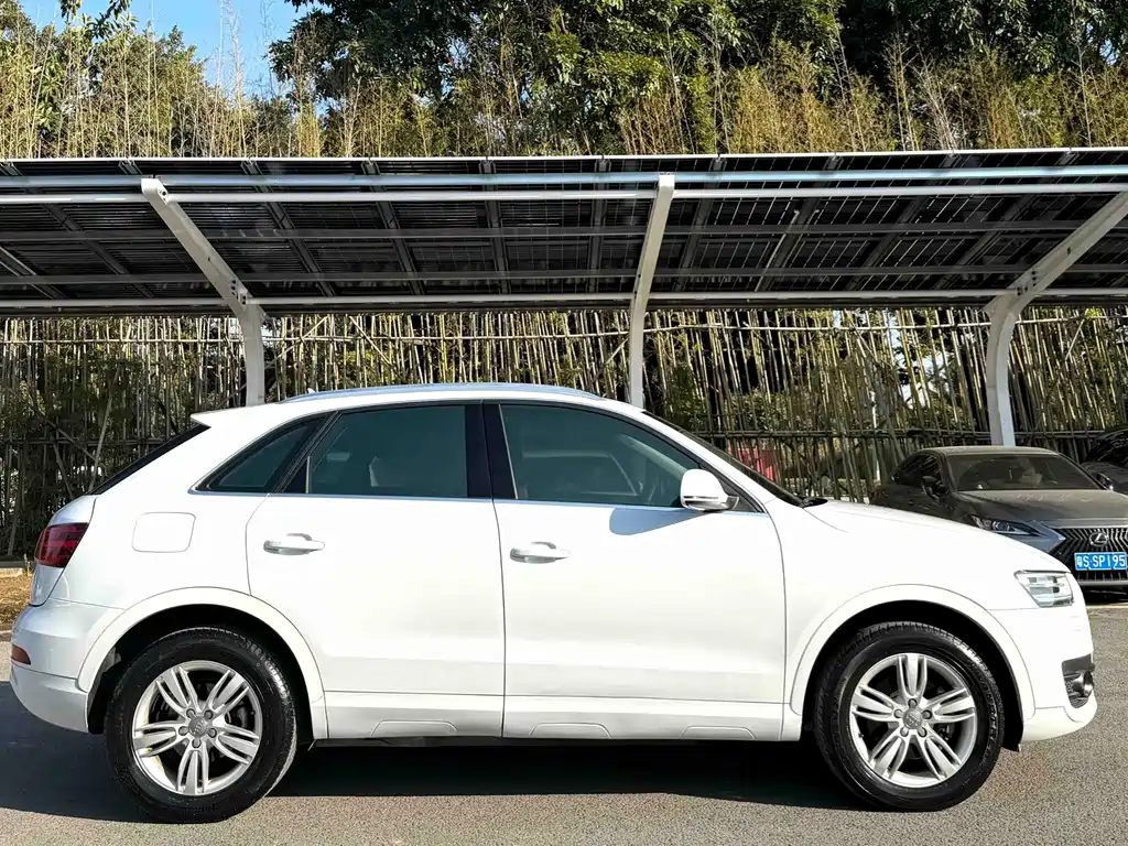 Audi Q3 2013 — фото 4