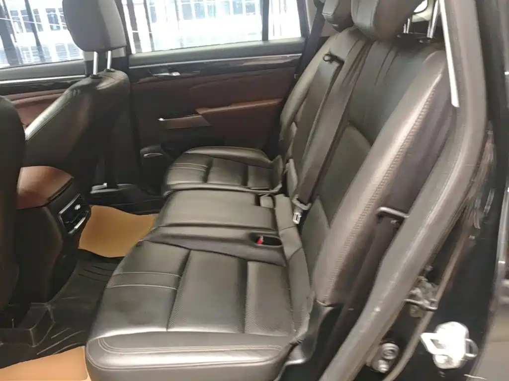 GAC Motor Trumpchi GS8 2019 — фото 17