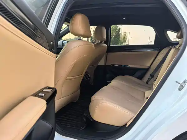 Geely Galaxy L6 2024