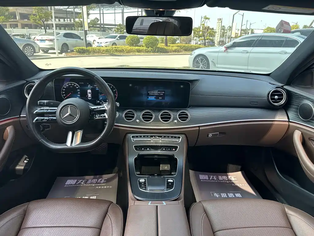 Mercedes-Benz E-Class 2023 — фото 10