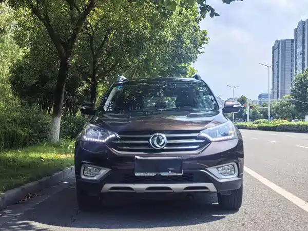 Dongfeng Fengshen AX7 2015