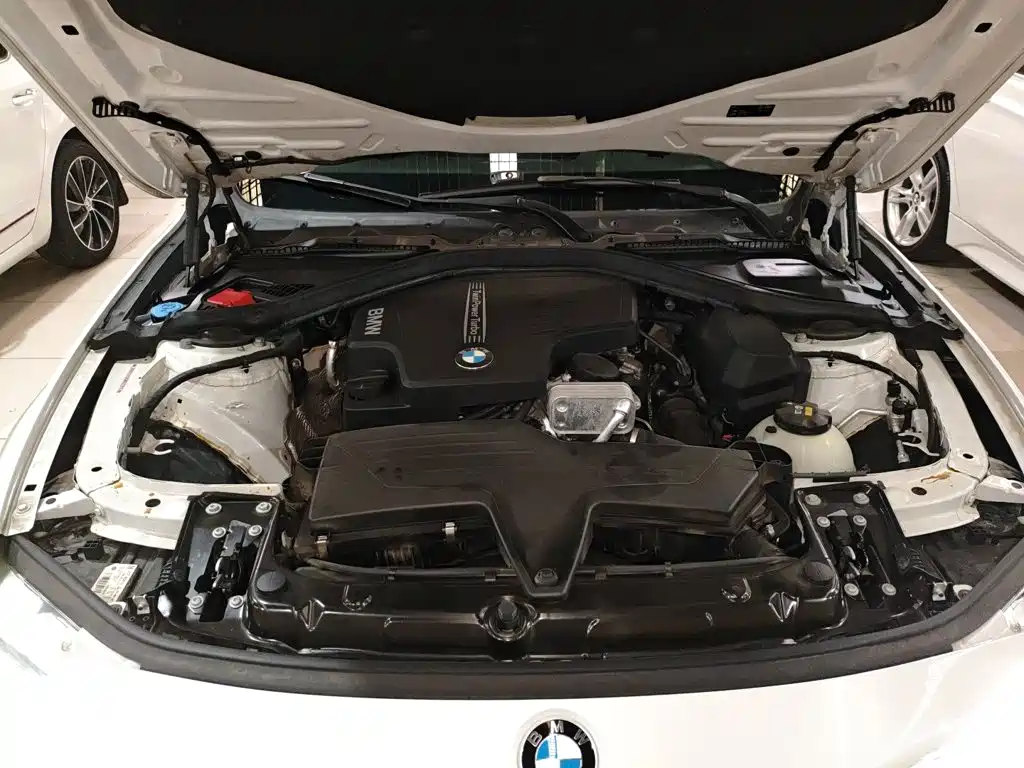 BMW 3 Series 2016 — фото 10
