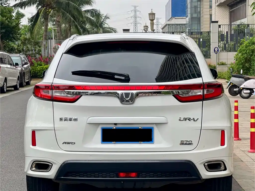 Honda UR-V 2017 — фото 8