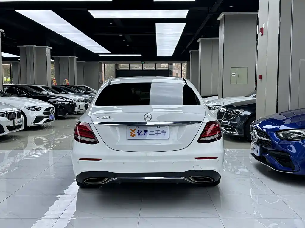 Mercedes-Benz E-Class 2019 — фото 5