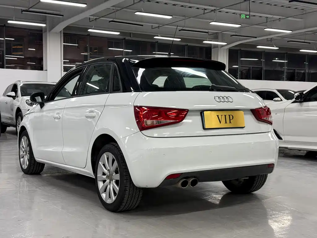 Audi A1 2015 — фото 6