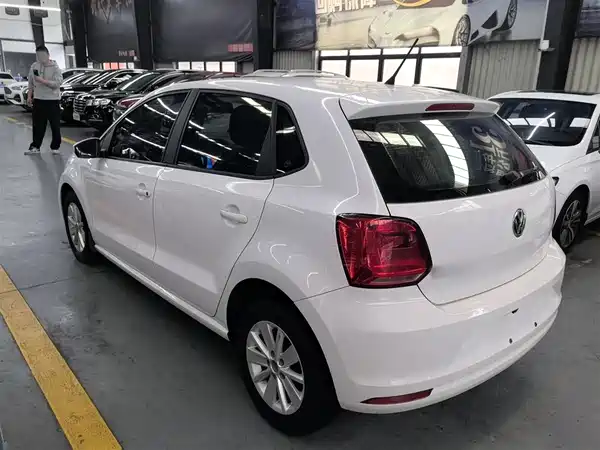 Volkswagen Polo 2016