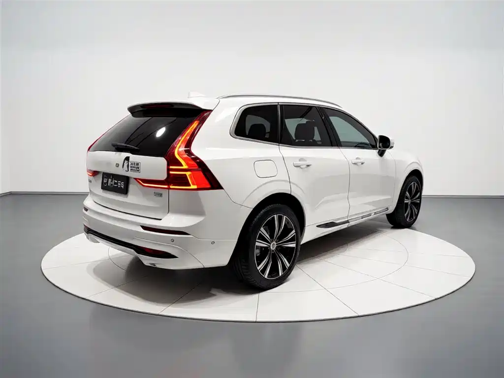 Volvo XC60 PHEV 2023