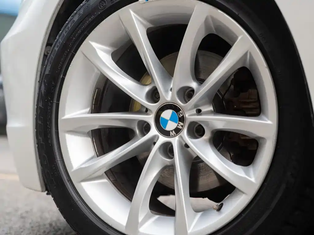 BMW Z4 2015 — фото 9