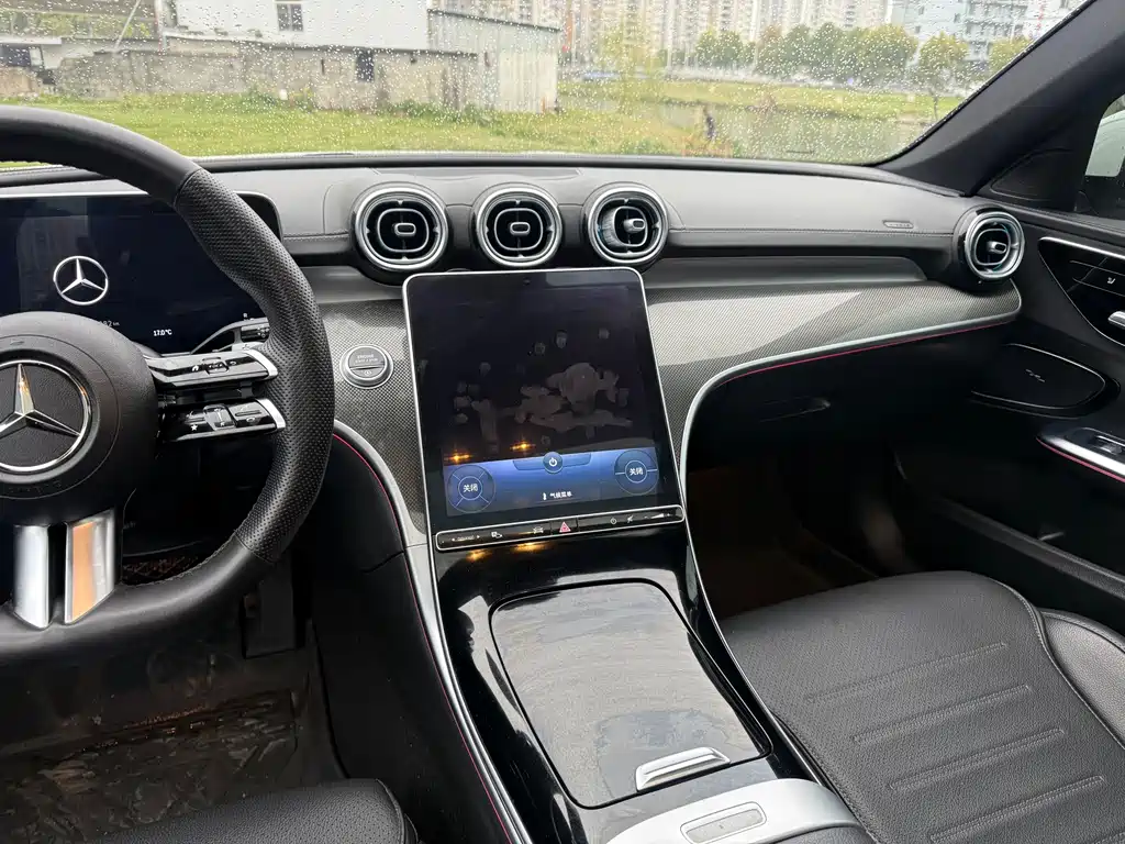 Mercedes-Benz C-Class 2023 — фото 11