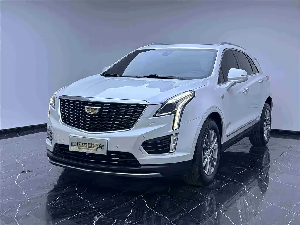 Cadillac XT5 2022 — фото 1