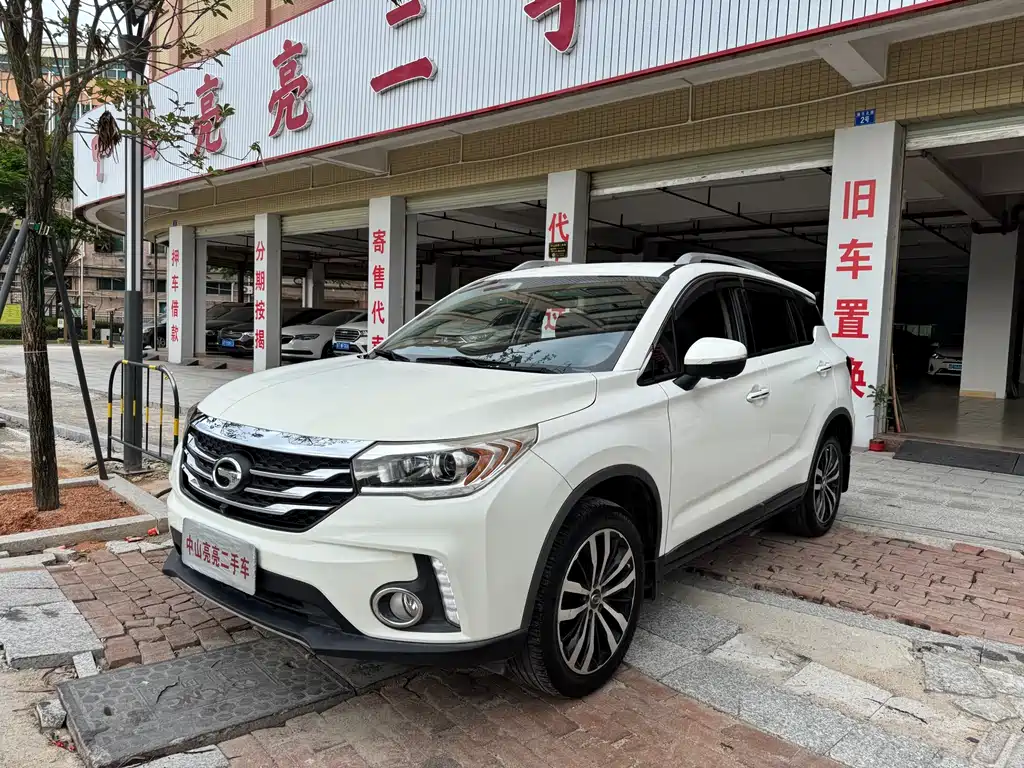 GAC Motor Trumpchi GS4 2017 — фото 1