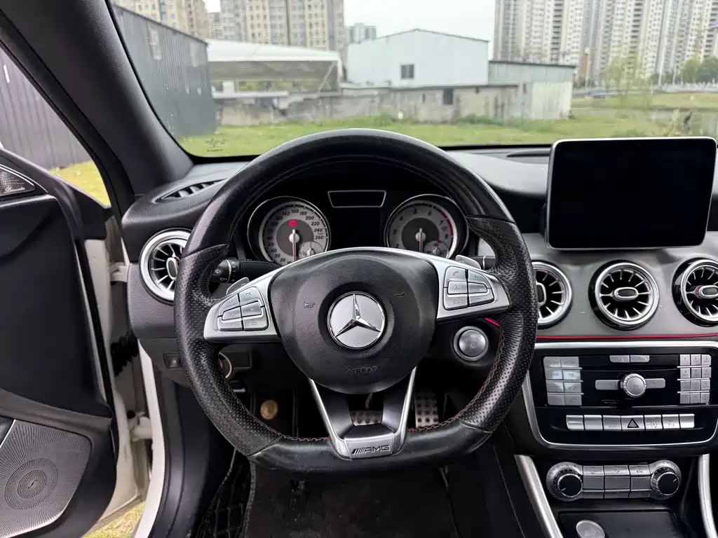 Mercedes-Benz CLA 2016 — фото 10