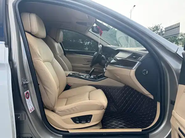 BMW 5 Series 2011