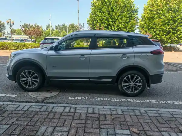 Geely Boyue 2019
