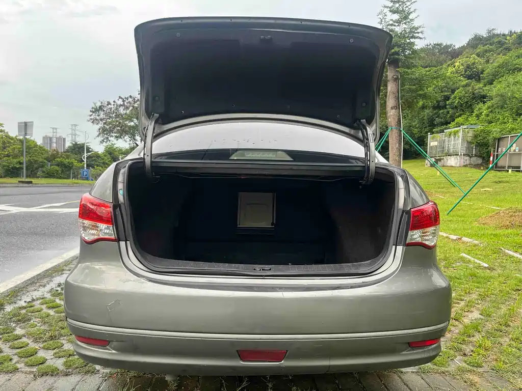 Nissan Sylphy 2019 — фото 11