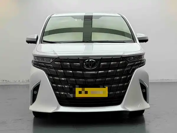 Toyota Alphard 2024