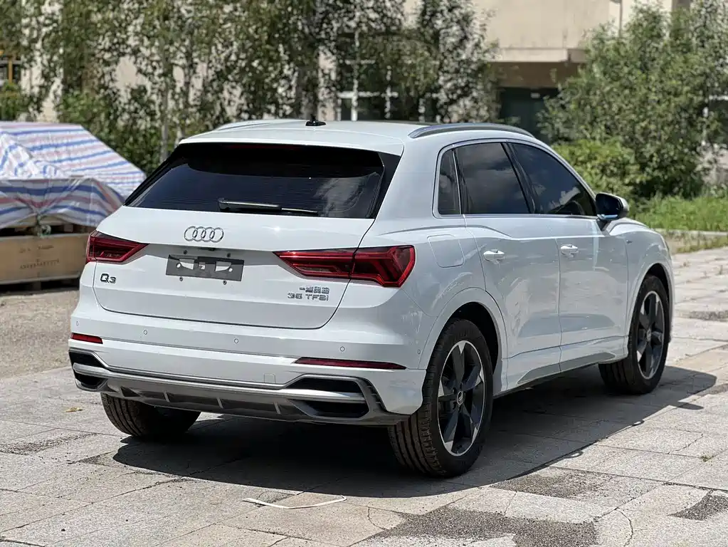 Audi Q3 2023