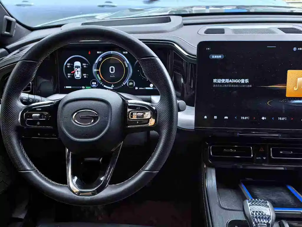 GAC Motor Trumpchi GS8 2022 — фото 5