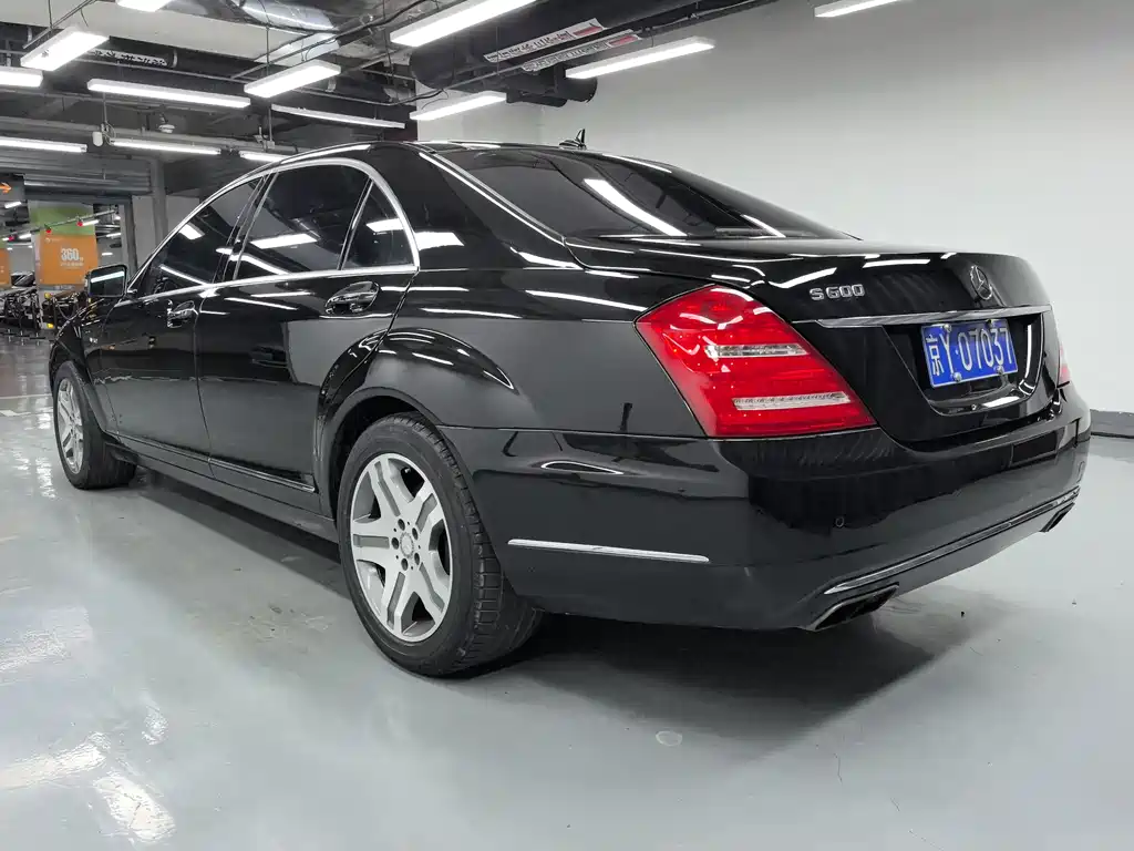Mercedes-Benz S-Class 2011 — фото 17