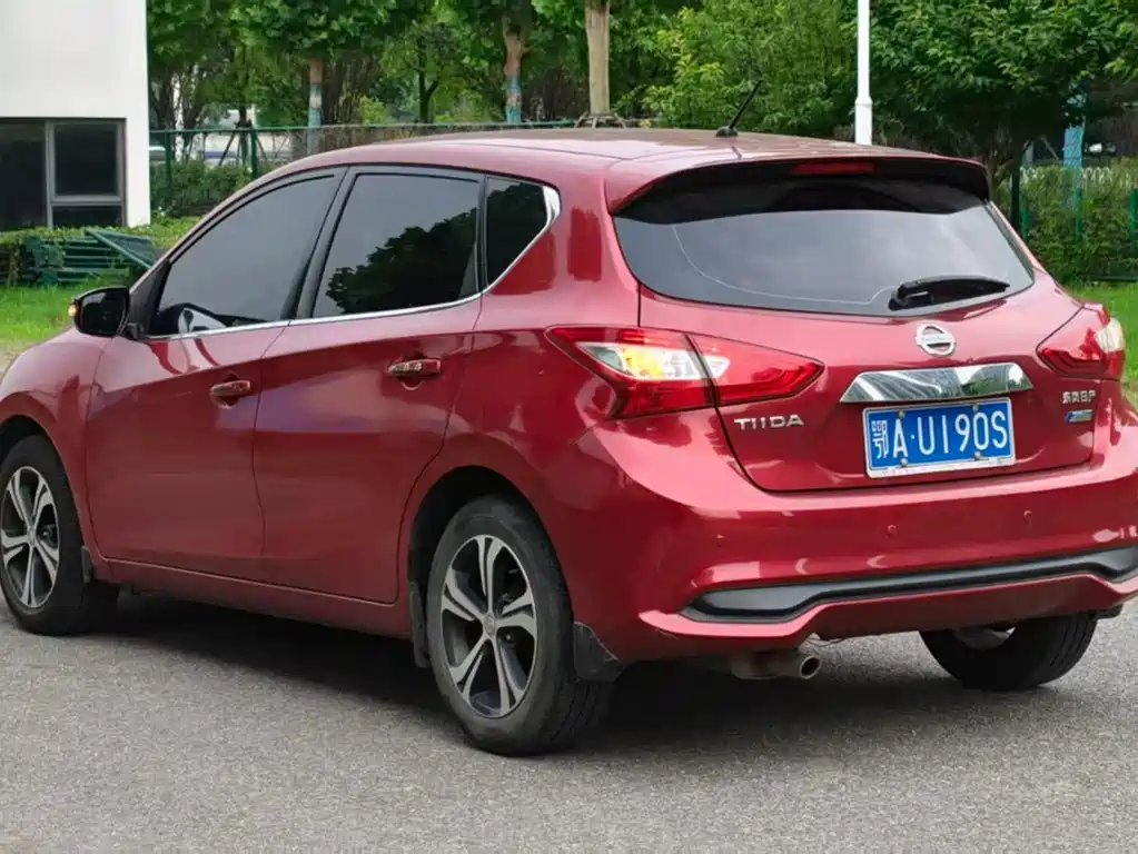 Nissan Tiida 2019 — фото 9